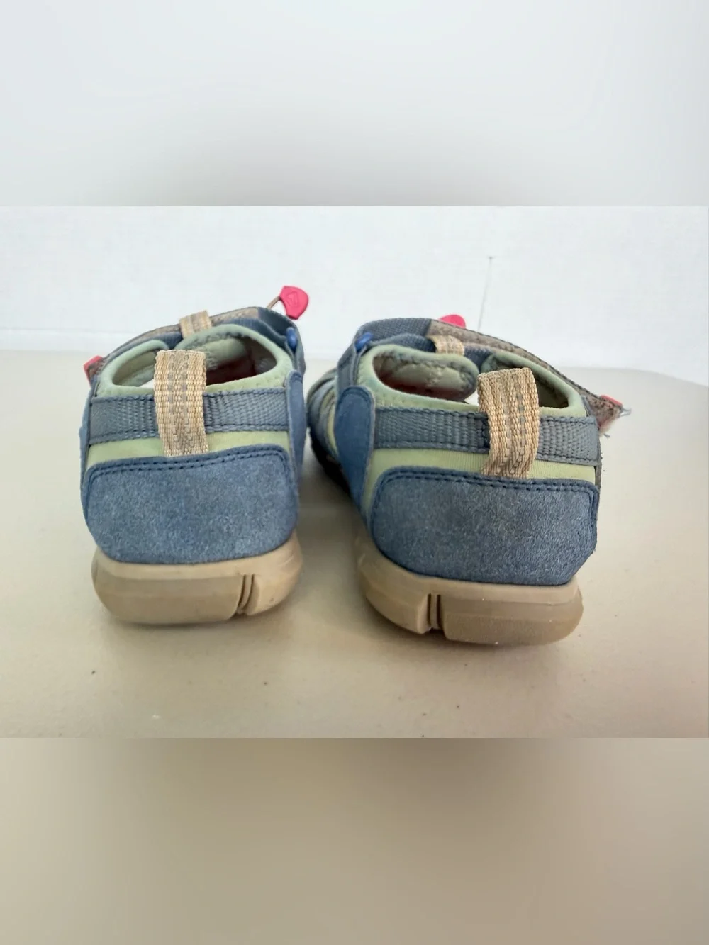 KEEN Seacamp II CNX Kids Sandals Coronet Blue Hot Pink Size 3 EU 35